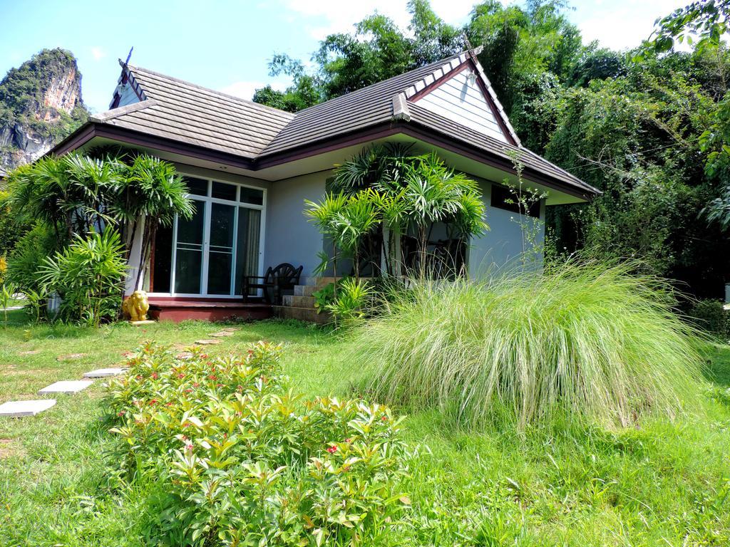 Montania Lifestyle Hotel Khao Sok National Park Extérieur photo
