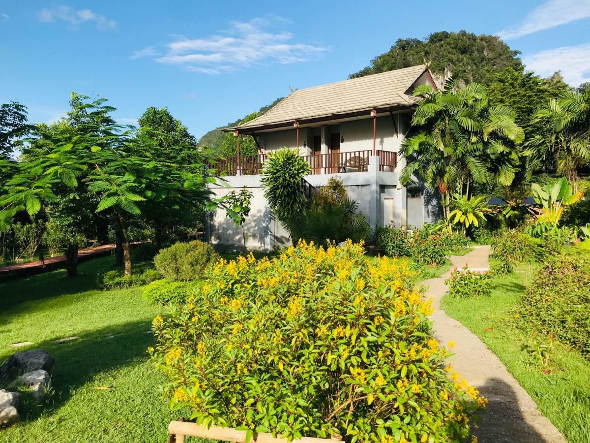 Montania Lifestyle Hotel Khao Sok National Park Extérieur photo
