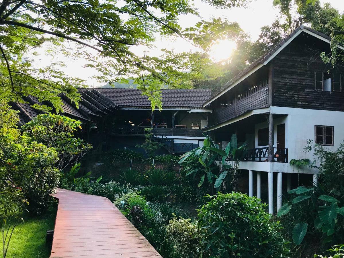 Montania Lifestyle Hotel Khao Sok National Park Extérieur photo